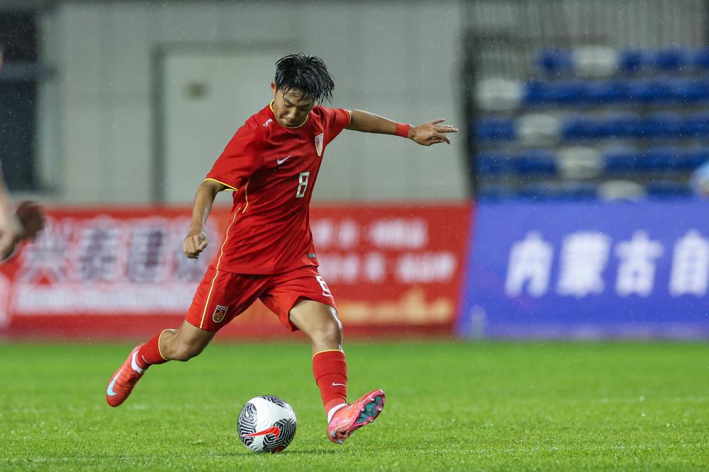 坎塞洛：若赢得世界杯会脱下国家队战袍；未来希望回到本菲卡